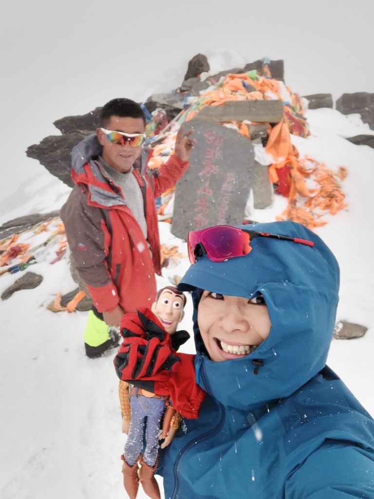 D3: 攻頂成功 | 四川四姑娘山 | 旅遊 露營 跑山 跑步 運動 水上活動 | Hidy Chan | hidychan.com