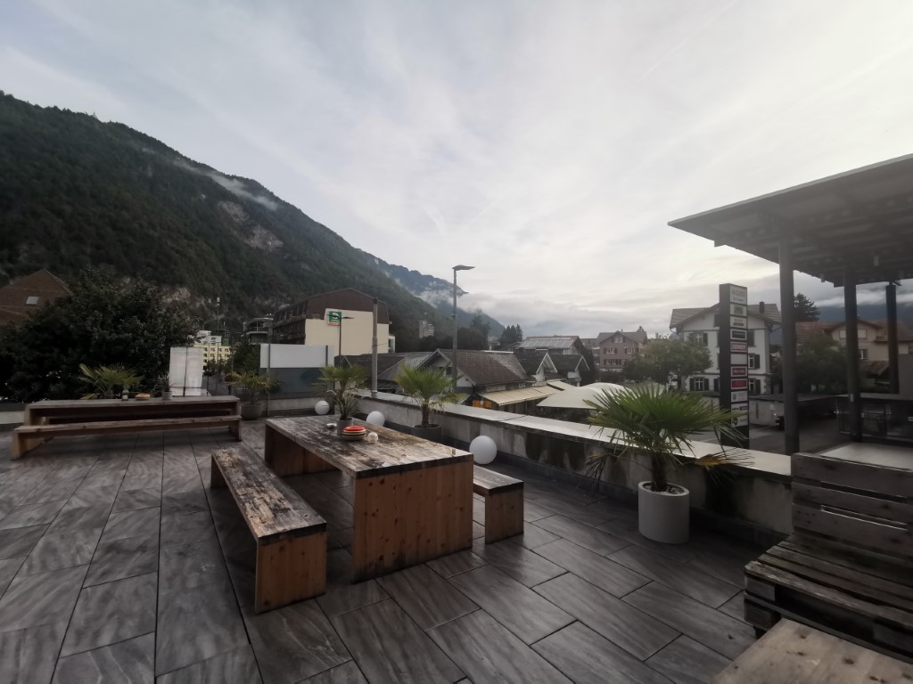 D3: Interlaken | 瑞士好好露 | 旅遊 露營 跑山 跑步 運動 水上活動 | Hidy Chan | hidychan.com