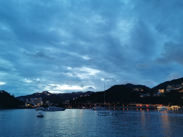  | 環港島慢跑 | 旅遊 露營 跑山 跑步 運動 水上活動 | Hidy Chan | hidychan.com