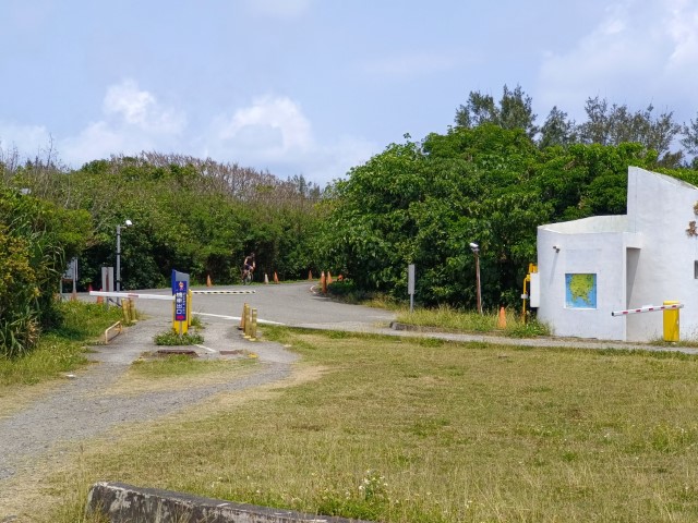 墾丁>極南 | 一個女生台灣四極逆走機車環島遊 | 旅遊 露營 跑山 跑步 運動 水上活動 | Hidy Chan | hidychan.com
