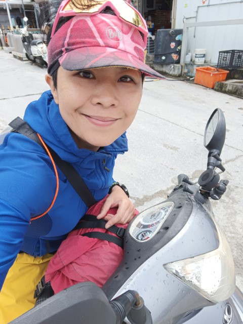 知本>台東富岡漁港>綠島 | 一個女生台灣四極逆走機車環島遊 | 旅遊 露營 跑山 跑步 運動 水上活動 | Hidy Chan | hidychan.com