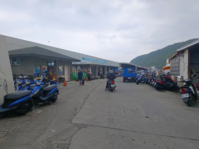 拜拜綠島 | 一個女生台灣四極逆走機車環島遊 | 旅遊 露營 跑山 跑步 運動 水上活動 | Hidy Chan | hidychan.com
