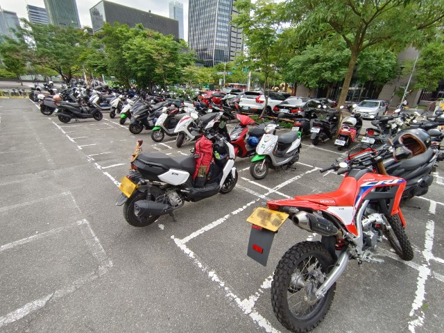台北 | 一個女生台灣四極逆走機車環島遊 | 旅遊 露營 跑山 跑步 運動 水上活動 | Hidy Chan | hidychan.com