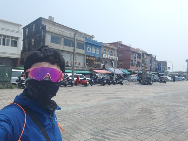 八里>觀音>新竹 | 一個女生台灣四極逆走機車環島遊 | 旅遊 露營 跑山 跑步 運動 水上活動 | Hidy Chan | hidychan.com