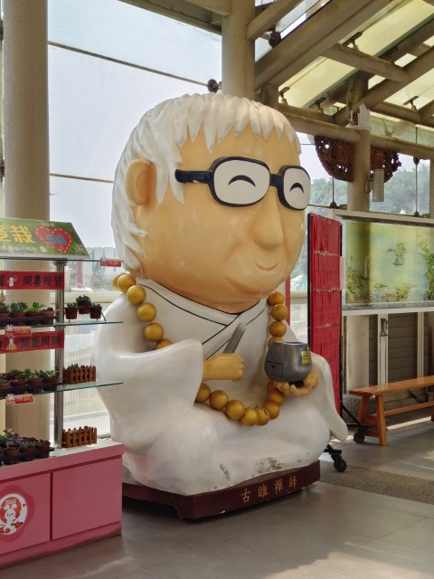 司馬限>通霄鎮>鹿港 | 一個女生台灣四極逆走機車環島遊 | 旅遊 露營 跑山 跑步 運動 水上活動 | Hidy Chan | hidychan.com