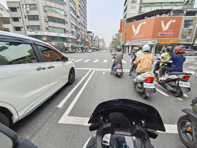 台中>嘉義 | 一個女生台灣四極逆走機車環島遊 | 旅遊 露營 跑山 跑步 運動 水上活動 | Hidy Chan | hidychan.com