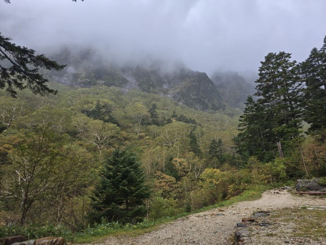 D2: 槍沢ロッヂ>槍岳山莊 | 槍ヶ岳 • 名古屋 • 伊勢 • 志摩 | 旅遊 露營 跑山 跑步 運動 水上活動 | Hidy Chan | hidychan.com